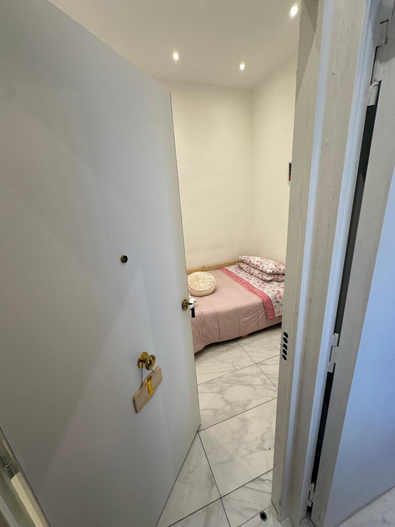 Ferienwohnung Residenza Marvin De Curtis Neapel Exterior foto